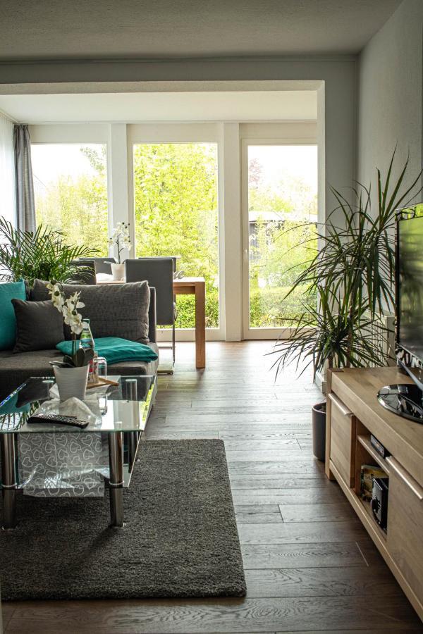 Ferienwohnung Am Schlosspark Ebersdorf  Екстер'єр фото